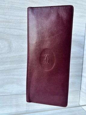 Must de Cartier Leather Long Bifold Travel Wallet Bordeaux Burgundy Emblem